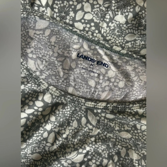 Lands End Two Piece Top And Cardigan - Picture 14 of 14